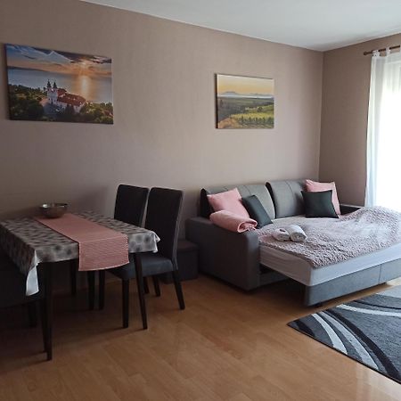 Peppy Apartment & Pool Balatonfüred Rom bilde