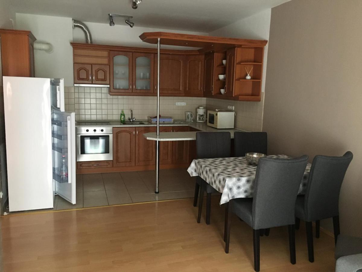 Peppy Apartment & Pool Balatonfüred Eksteriør bilde