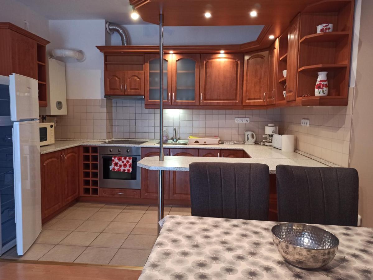 Peppy Apartment & Pool Balatonfüred Eksteriør bilde