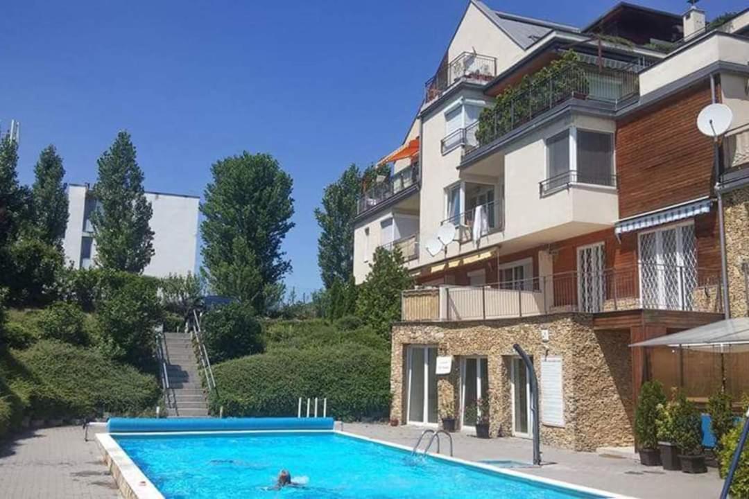 Peppy Apartment & Pool Balatonfüred Eksteriør bilde